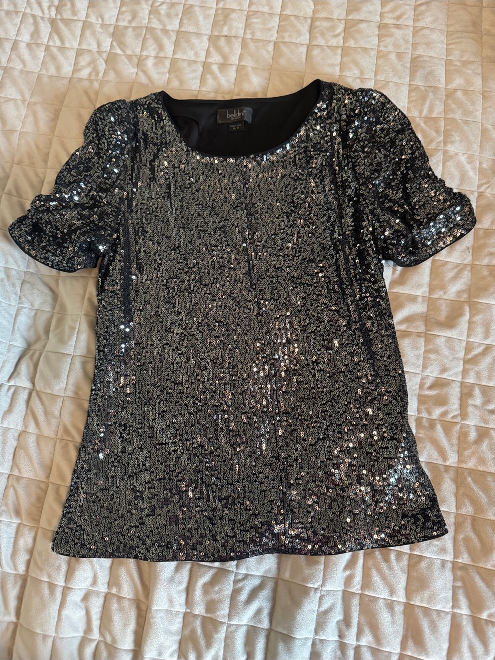 Belldini Black Sequin Short Sleeve Scoop Neck Top Medium